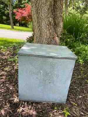 Vintage Antique Metal Greybill's Dairy Milk Bottle Porch Box Cooler Lititz PA