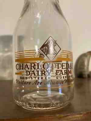 Charlottedale Dairy Farm Springfield Il. Illinois pint pyro milk bottle