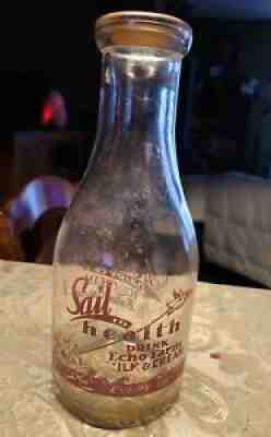 VINTAGE QUART MILK BOTTLEâ?? ECHO FARM DAIRY CO. J A TURNER FRAMINGHAM â?? RED PYRO