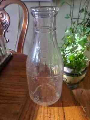 Antique Universal Store Glass Bottle 5 cents 1914 Quart Milk Liquid Bottle