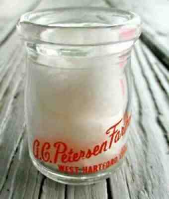 VERY NICE A. C.PETERSEN FARMS 3/4 OZ. GLASS CREAMER BOTTLE WEST HARTFORD, CONN.