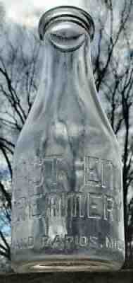 East End Dairy Grand Rapids MI Michigan 1 qt one quart milk bottle 1 ON EBAY