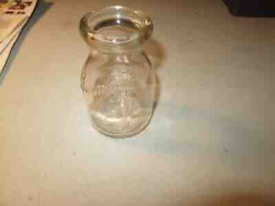 Vtg Bornhoff's Dairy half pint milk bottle Quality you can taste # 43 Glenview