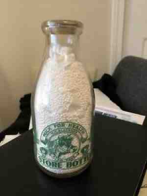 Vintage Milk- Highland Dairy, Athol, Mass. Short Qt, Rd, Green Pyro