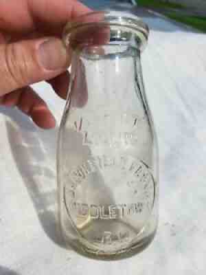 Nice 1/2 Pint Brookfield Farm Milk Bottle From Middletown R.I.