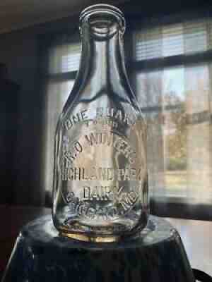 R.O. Winters Highland Park Dairy Qt Milk Bottle Oakland Garrett Co Maryland MD