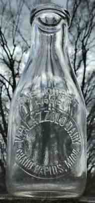 V Palazzolo Dairy Grand Rapids MI Michigan 1 qt one quart milk bottle 1 ON EBAY!