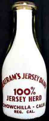 Rare 1944 CHOWCHILLA Bertram's Jersey Dairy Milk Bottle CA CAL California