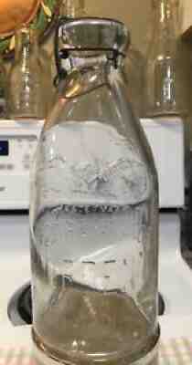 Â ANTIQUE Â BORDEN'S EAGLE BRAND Â MILK BOTTLE Â  W / ORIGINAL WORKING TIN TOP MINTÂ 