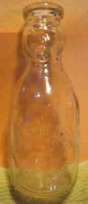MIDDLETOWN CT - QT EMBOSSED - STORE MILK BOTTLE - HILLSIDE DAIRY - COP THE CREAM