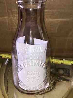 VINTAGE G M Privateer And Son Dunkirk And Fredonia NY Pint MILK BOTTLE