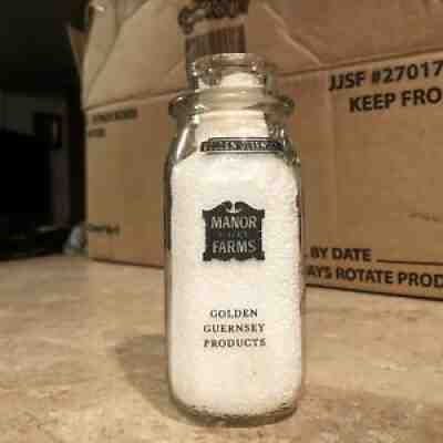 1/2 Pt Milk Bottle Manor Dairy Farms Golden Guernsey Ellicott City MD Black