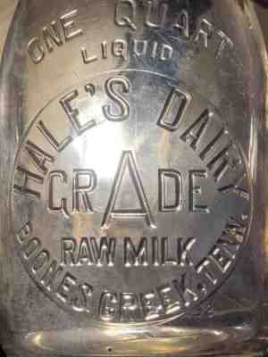 RARE QUART HALE'S DAIRY BOONES CREEK TENNESSEE w ORIGINAL CAP EMBOSSED MILK