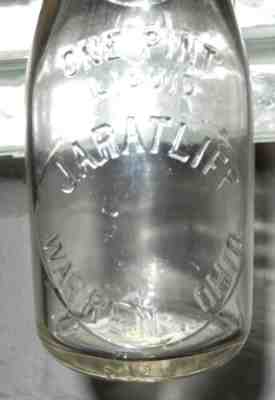 RARE J A RATLIFF DAIRY WARREN OHIO OH ROUND PINT MILK BOTTLE