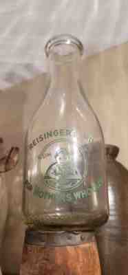 QT Pyro Reisingers Farm Dairy Newport Pa Perry Co Penn Milk Bottle