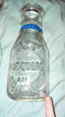 Vintage Tumbling Run PA Milk Bottle Pint D.F. Guers dairy Schuylkill county