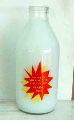 milk bottle : lovely old Malvern Convention Spring 2002 : dairy 4 colours pint