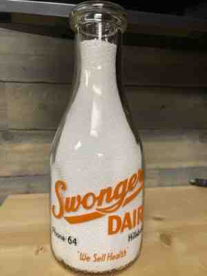 Swonger Dairy Hillsboro Ohio Milk Bottle 2 Color Quart Highland County