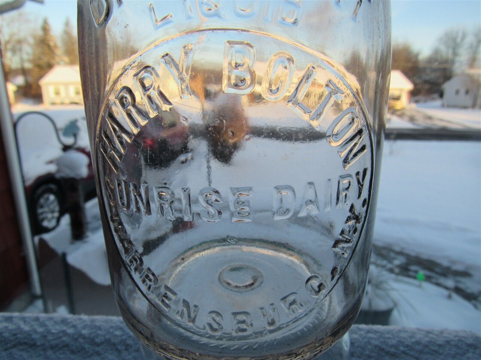 TREQ Milk Bottle Harry Bolton Farm Sunrise Dairy Warrensburg NY WARREN COUNTY
