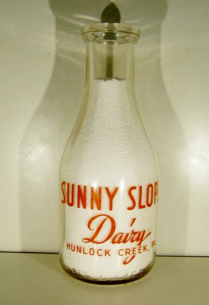 New ListingVintage Rare SUNNY SLOPE DAIRY Quart Milk Bottle, Hunlock Creek, PA