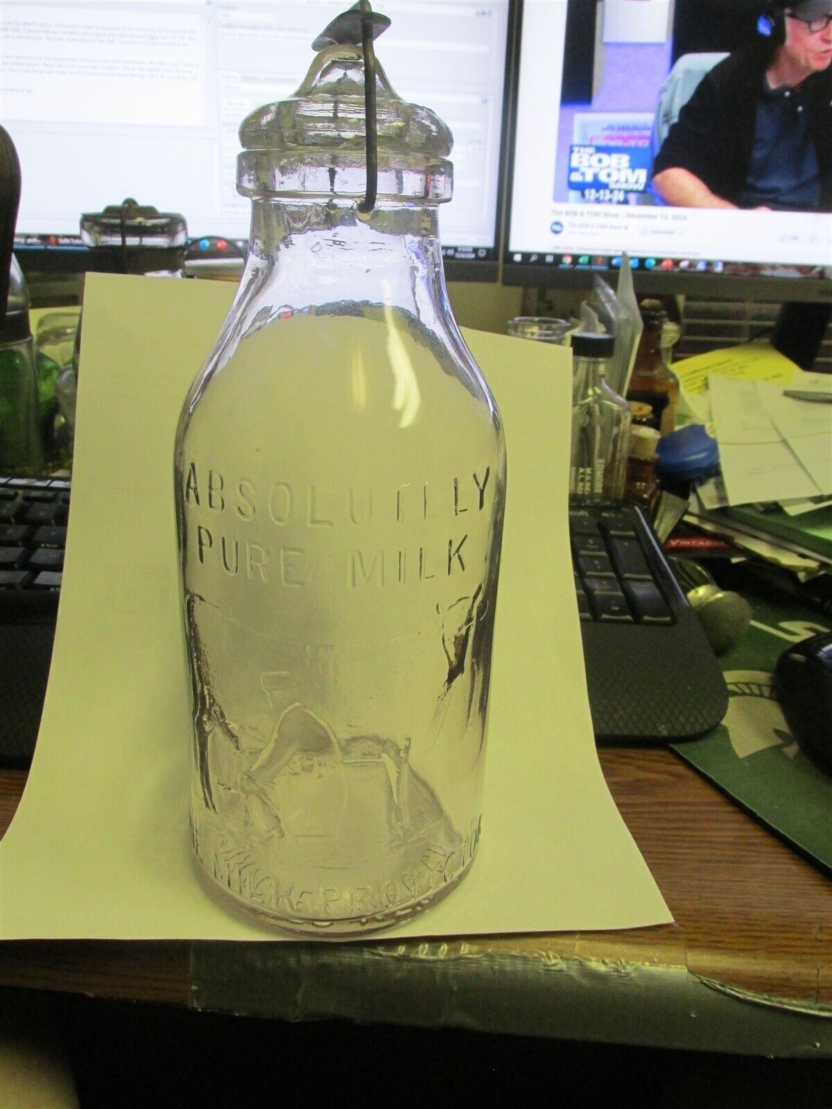 Original Thatcher Milk Protector QUART Jar w Glass Lid & Bail Milk Protector COW