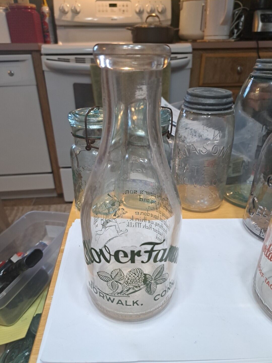 EX! Scarce Vintage TRPQ NORWALK, CONNECTICUT NURSERY RHYME MILK BOTTLE