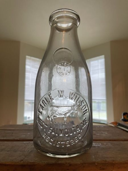 Rare EARLE WILSON WEST FALMOUTH MAINE QUART DAIRY MILK BOTTLE EMBOSSED FULL COW