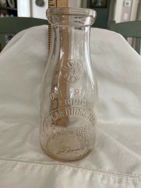 RARE Falmouth ME Poplar Ridge Farm Milk Bottle Jersey Herd H Field 1 pint c1920s