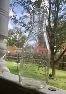 Rare Emb.5cent Store Milk Bottle Echo Farms Framingham Ma