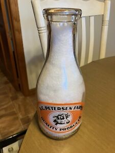 Milk Bottle A.C.Petersen Farms Hartford Conn Pyro Quart Two Color.1944