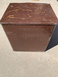 Vintage Milk Bottle Darigold B6 Cooler Galvanized Porch Box