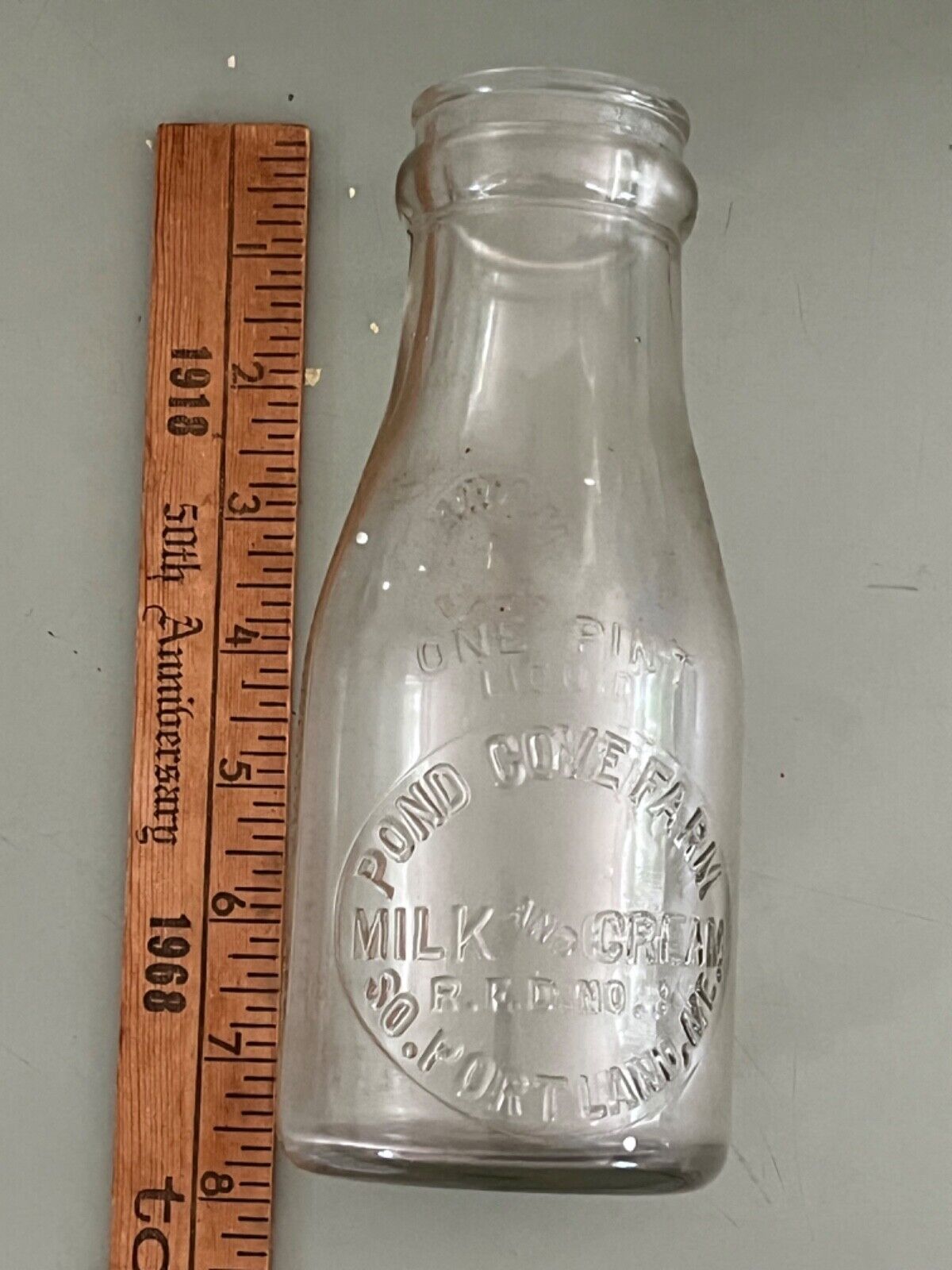 Rare Pond Cove South Portland ME embossed milk bottle pint