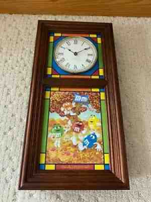 M&M's Danbury Mint Stained Glass Lighted Clock from 2007 - 4 Seasonal Scenes