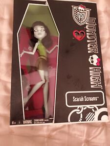 SDCC Monster High Scarah  Screams And Hoodude Voodoo