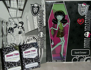 Monster High Scarah Screams Hoodude Voodoo Doll Comic con SDCC horror goth Xmas
