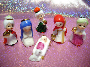 ?i?*VERY RARE NAPCO Miniature Christmas Jesus Holy Family Wiseman Nativity Set