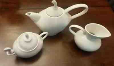 Lindt Stymeist Japan All White Teapot Sugar Creamer Rare Excellent Condition