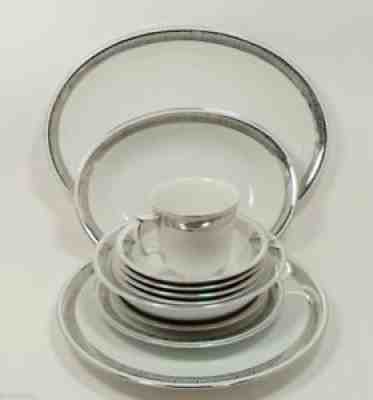 HARMONY HOUSE #3671 46 PIECE SET WITH SERVING PIECES JAPAN PLATINUM & WHITE