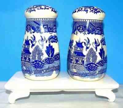 Gorgeous Antique Japan Blue Willow ~Huge~ Salt Pepper Sugar Muffineer Shakers