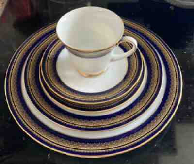 Set Of 9 5 piece place setting Noritake legacy Vienna For Shawn