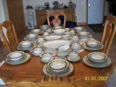 Noritake Bordeaux Pattern Elegant Vtg Fine Porcelain China 85 Pieces Dinnerware