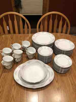 62 pc Legendary By Noritake Sweet Leilani Fine China #3482