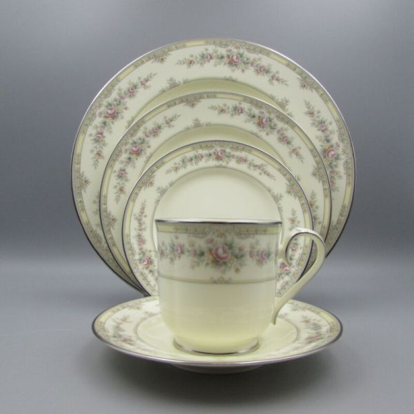 Noritake Bone China SHENANDOAH Service for Four - 20pc Set