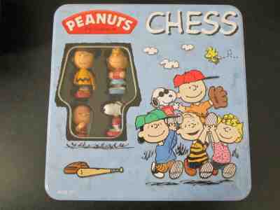 Peanuts Chess set