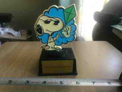 1958 Aviva UFS Peanuts Trophy Award RARE Snoopy World's Greatest Vintage