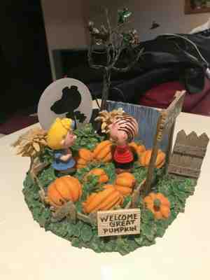 dept 56 peanuts halloween figurine. great Pumpkin