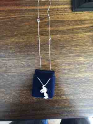 Danbury Mint PEANUTS Snoopy Swarovski Crystal Necklace NIB silver 16" chain
