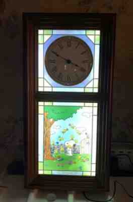 Rare DANBURY MINT Stained Glass Peanuts Snoopy Seasons Wall Clock Lighted COA