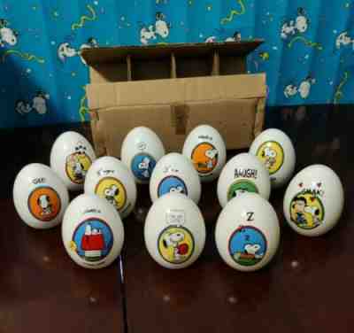 Peanuts Memorabilia Collectibles : Peanuts AVIVA CERAMIC EGGS