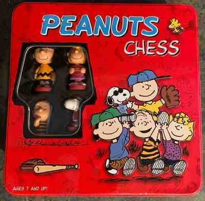 Peanuts Chess set